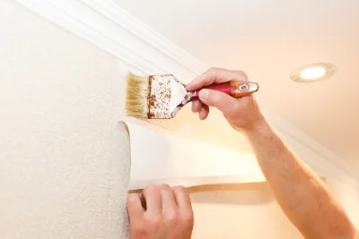 Pose de papier peint au Thuit — revêtements muraux et toiles de verre